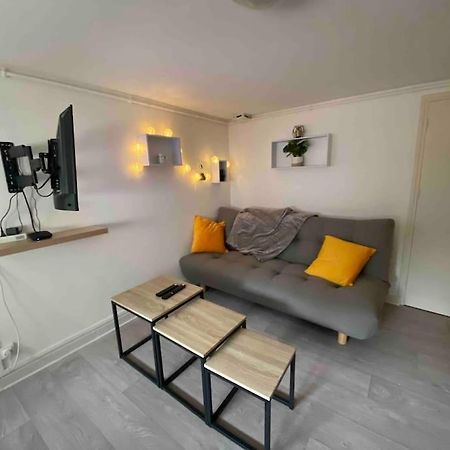 Appartement Avec Garage Et Terrasse Bourges Exterior photo