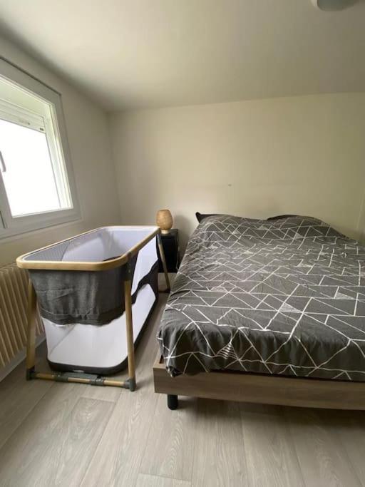 Appartement Avec Garage Et Terrasse Bourges Exterior photo